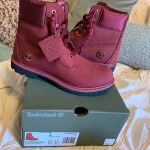 NWT Timberland Boots 🌹